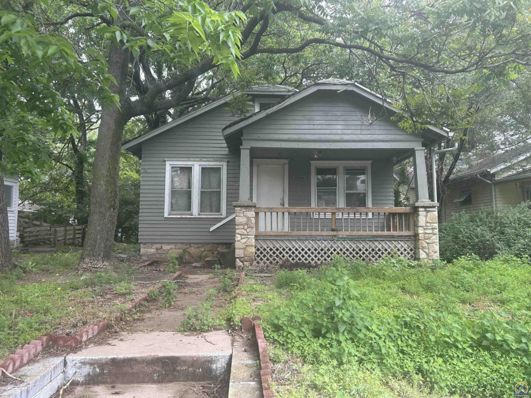 1320 NW CENTRAL AVE, TOPEKA, KS 66608, photo 1 of 26
