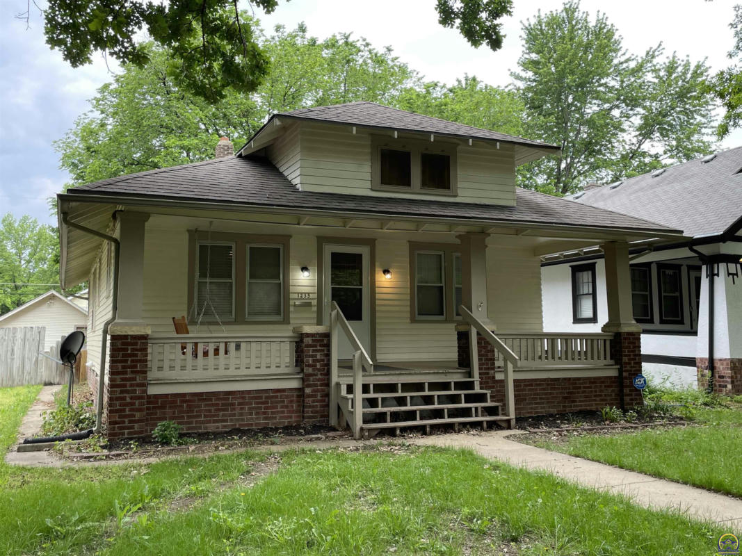 1235 SW BOSWELL AVE, TOPEKA, KS 66604, photo 1 of 25